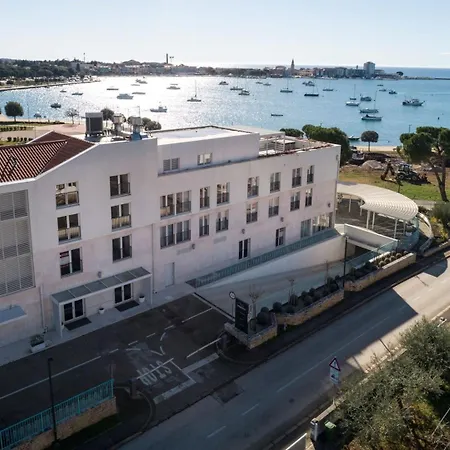 Garden Palace A125 Apartment Umag