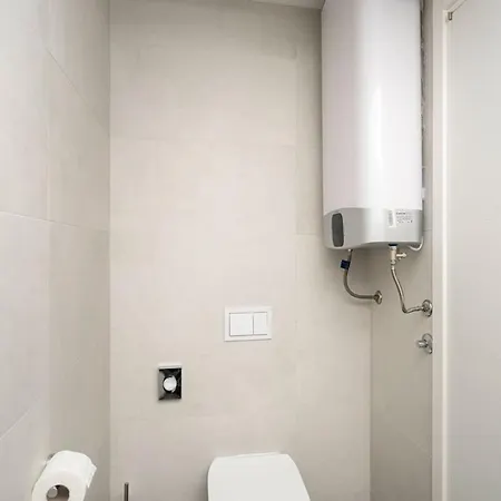 Garden Palace A125 *