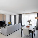 Garden Palace A125 דירה אומאג
