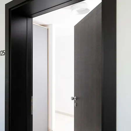 Apartamento Garden Palace A125 *